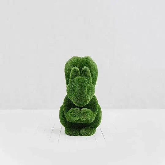 Topiary Squirrel artificial grass animals sculpture