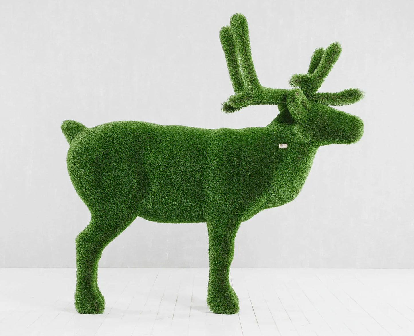 Topiary Deer artificial grass animals sculpture