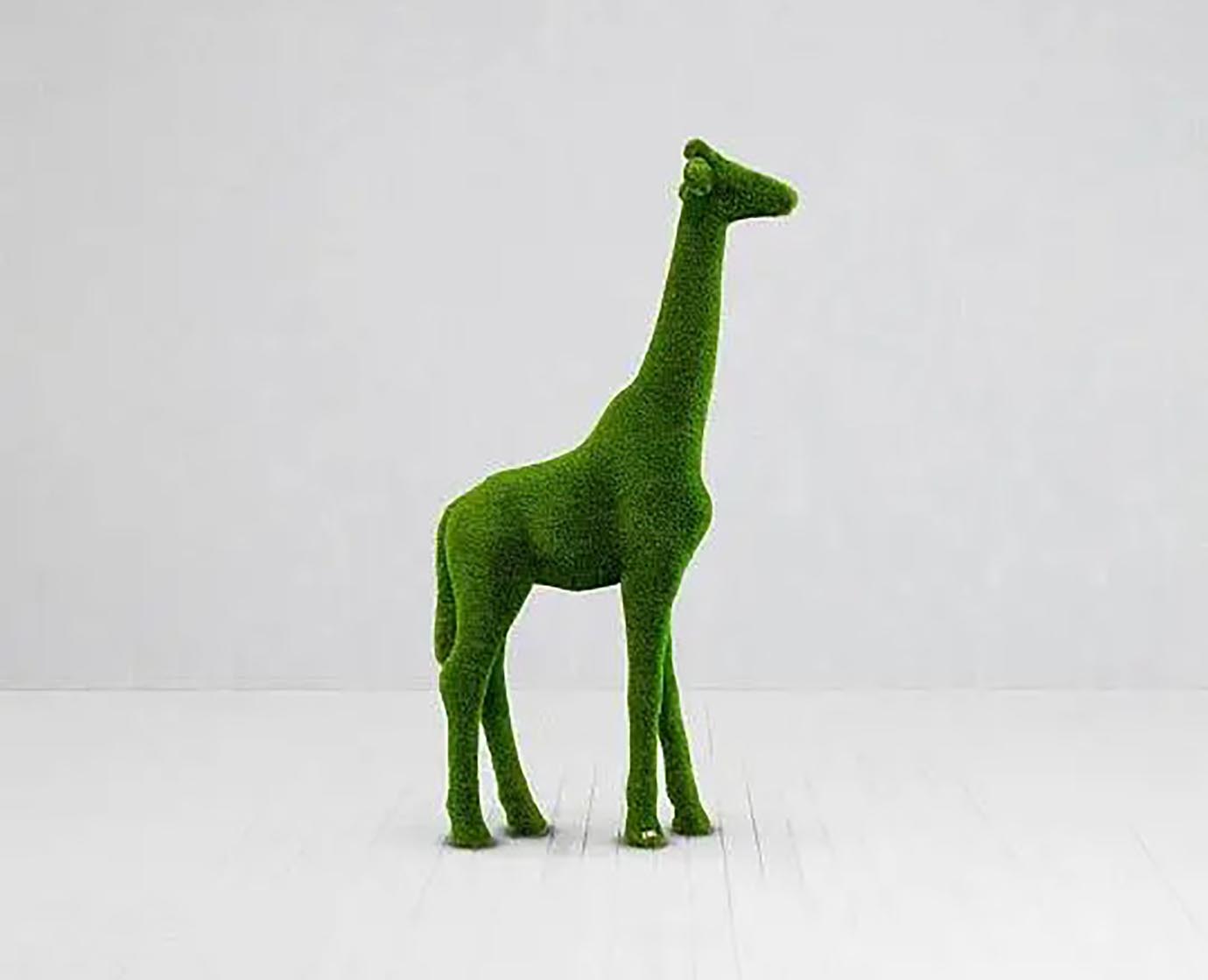 Topiary Medium Giraffe artificial grass animals Medium Giraffe Scupture