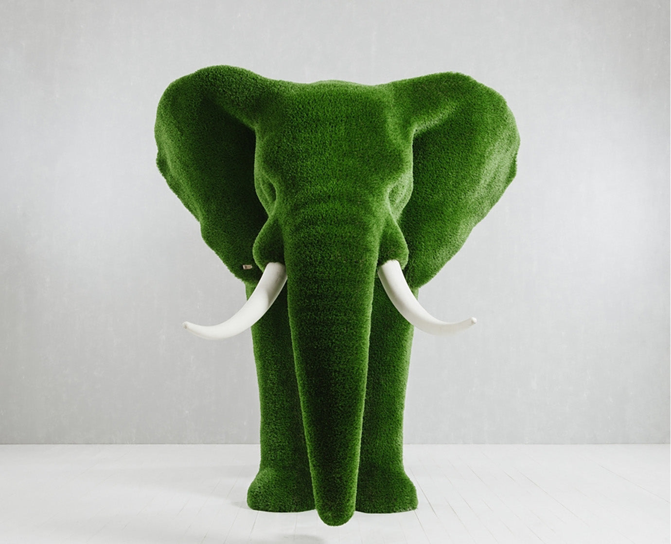 Topiary Large Elephant artificial grass animals
