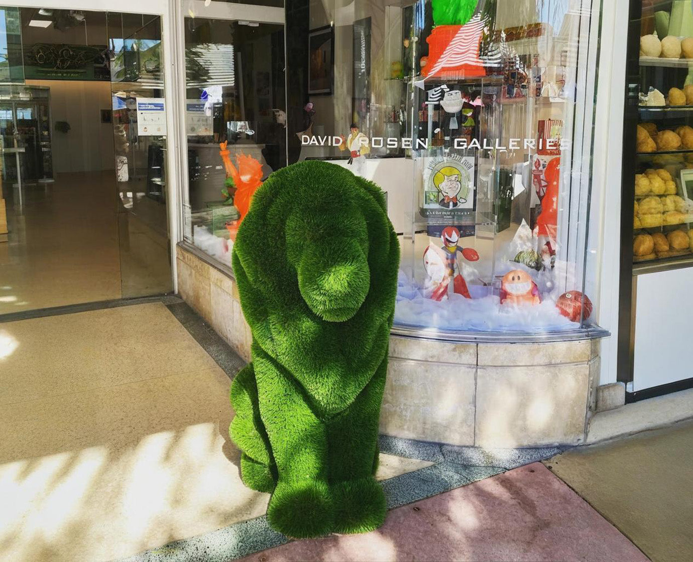Topiary sitting lion artificial grass animals lion Scupture