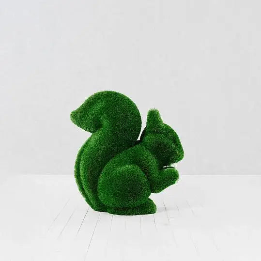 Topiary Squirrel artificial grass animals sculpture