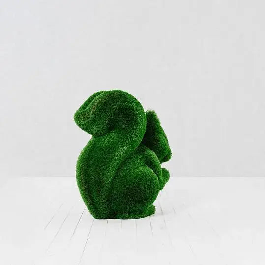 Topiary Squirrel artificial grass animals sculpture